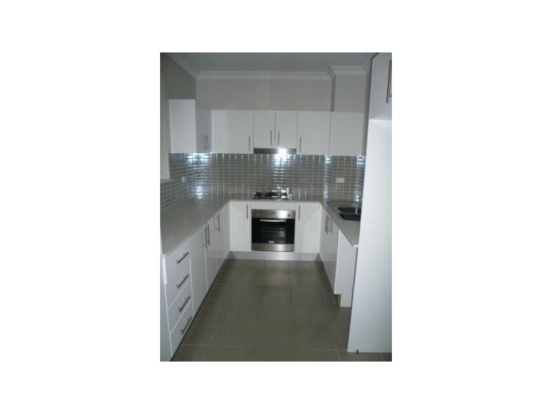 32-34  Mons Rd, Westmead NSW 2145