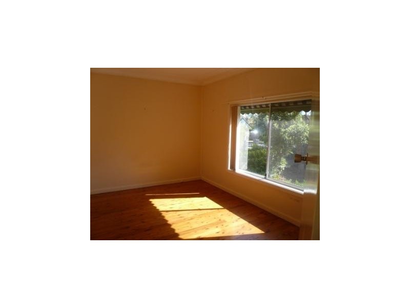 4 Anne Street, Oatlands NSW 2117