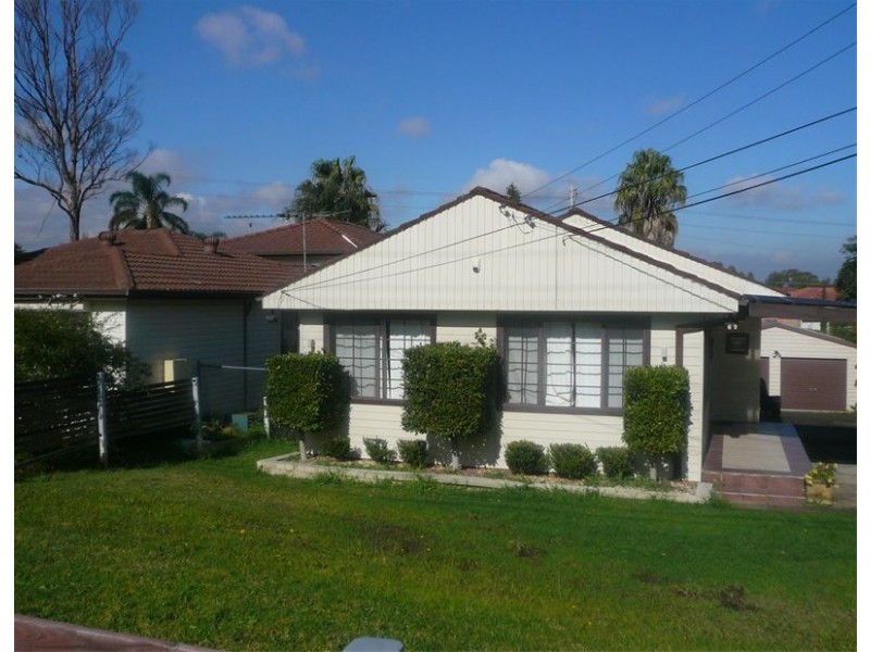 35 Pambula Crescent, Woodpark NSW 2164