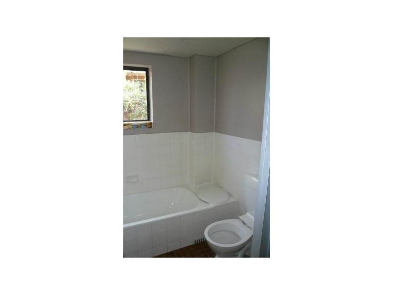 30 Park Avenue, Westmead NSW 2145