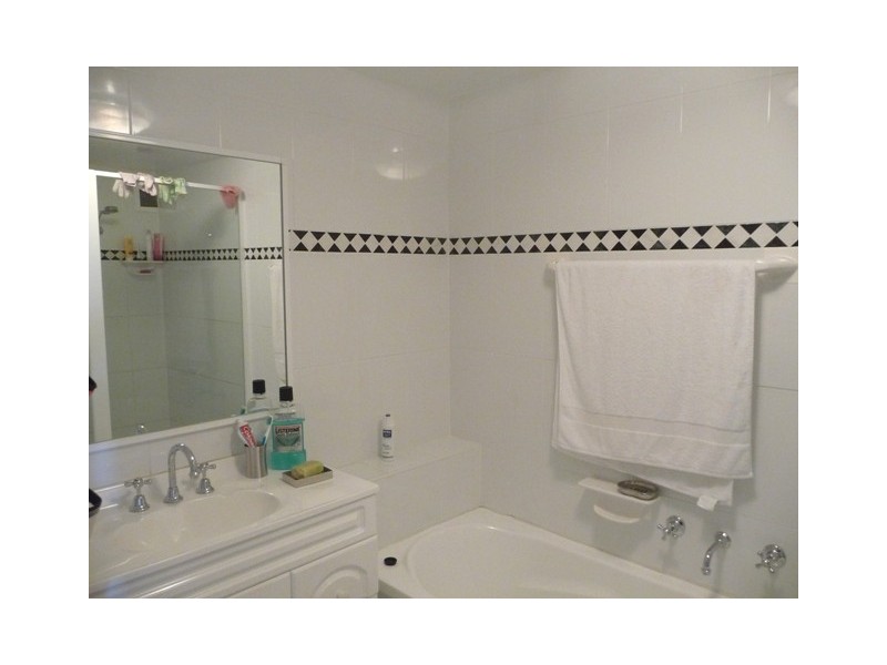 34/40 Penkivil Street, Bondi NSW 2026