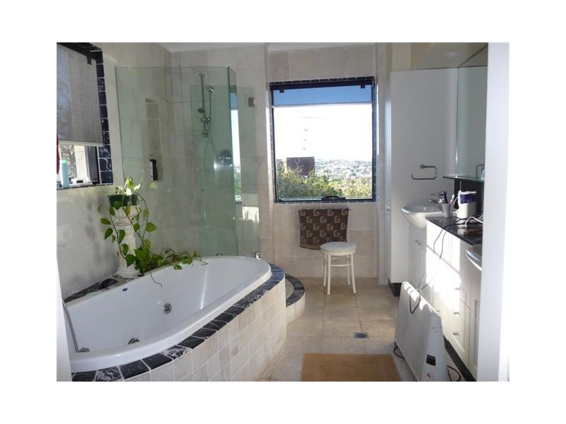23 Drumalbyn Road, Bellevue Hill NSW 2023