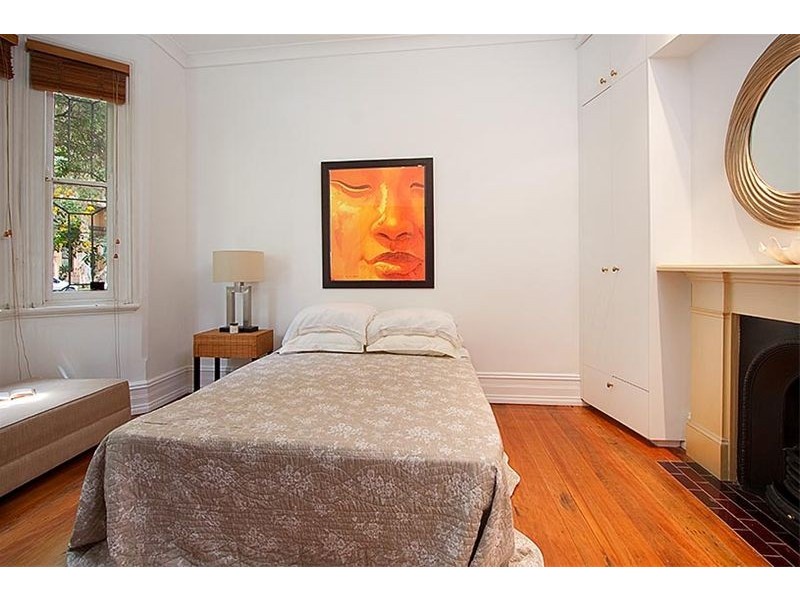 13 Ruthven Street, Bondi Junction NSW 2022