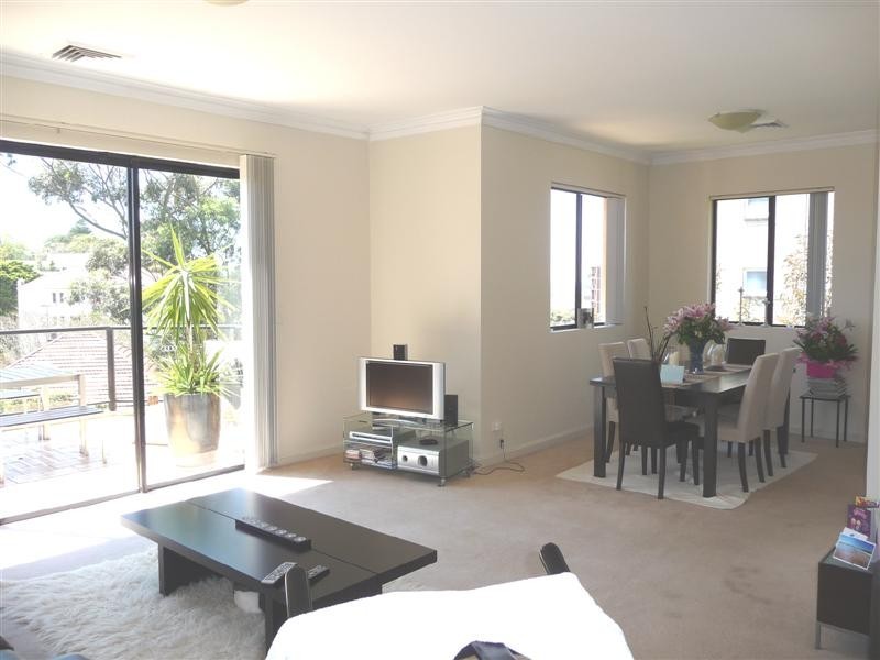 11/134 Old South Head Road, Bondi Junction NSW 2022