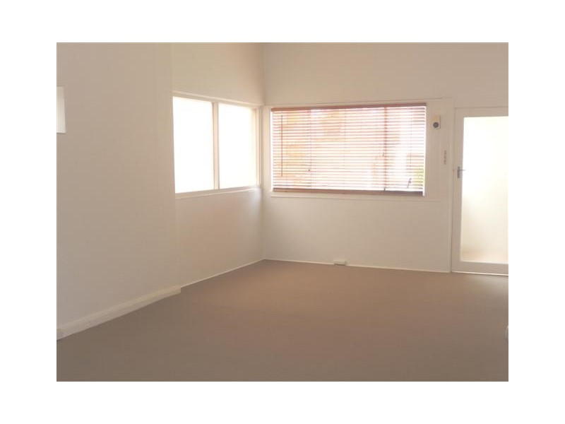 18 Roberts Street, Rose Bay NSW 2029