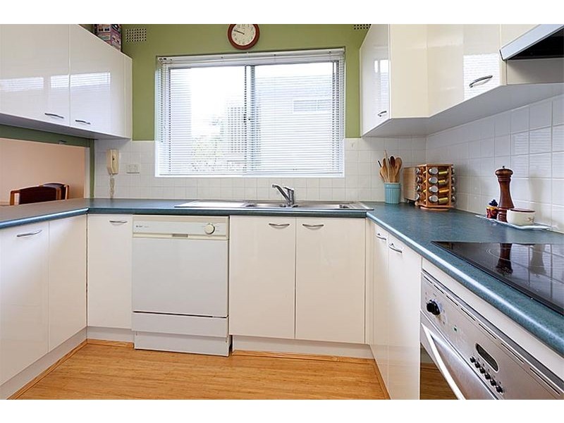 2/20 The Avenue, Rose Bay NSW 2029