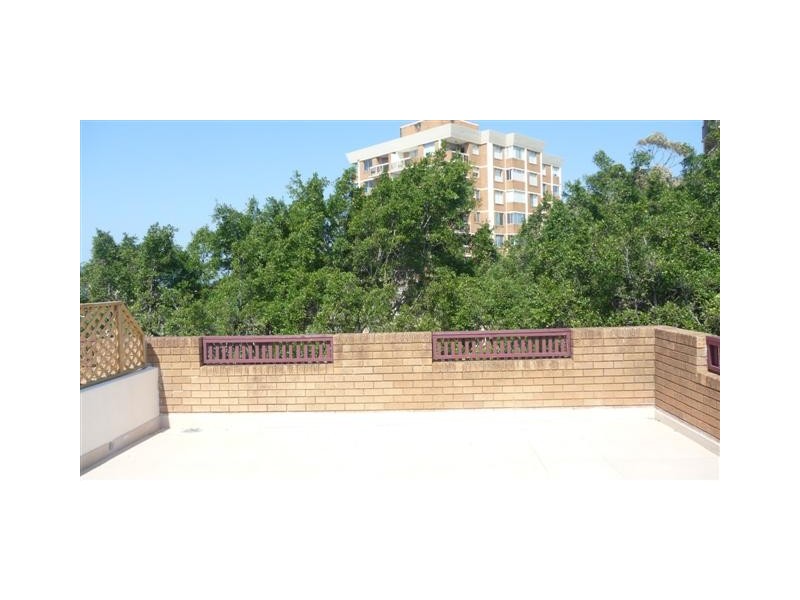 12/180 Old South Head Road, Bondi NSW 2026