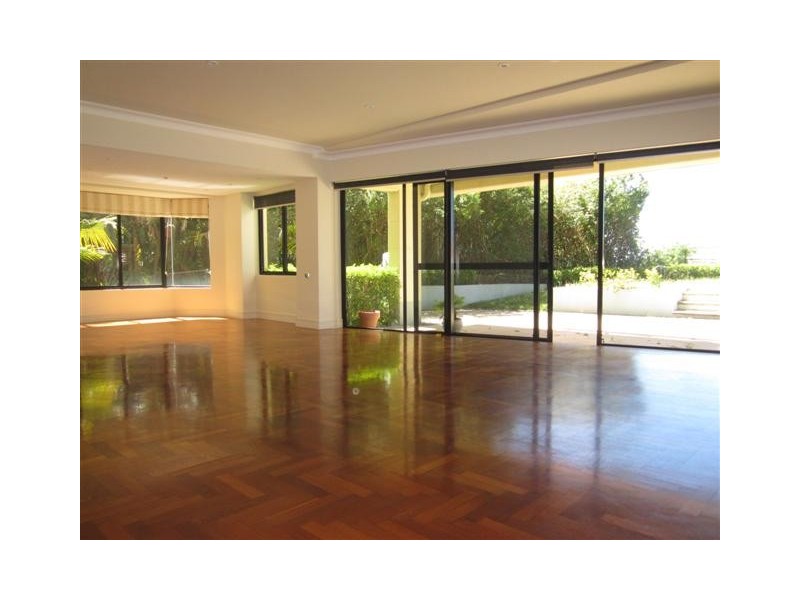 23 Drumalbyn Rd, Bellevue Hill NSW 2023