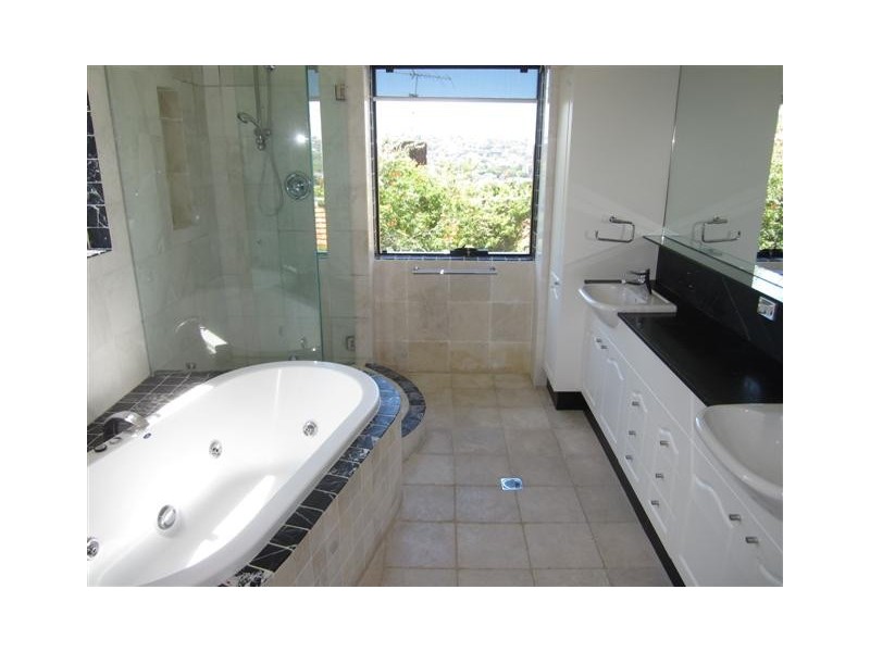 23 Drumalbyn Rd, Bellevue Hill NSW 2023