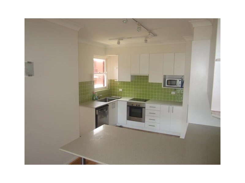 8/18  Roscoe Street, Bondi NSW 2026