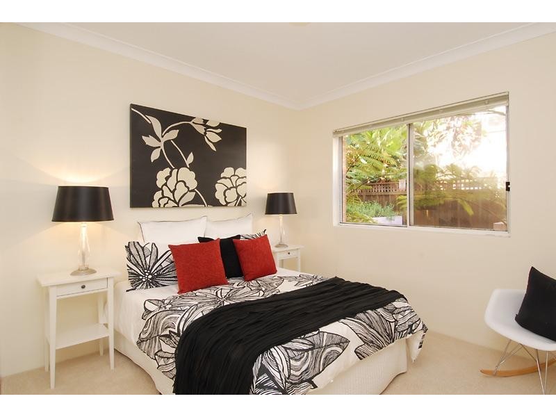 1/31-33 Penkivil Street, Bondi NSW 2026