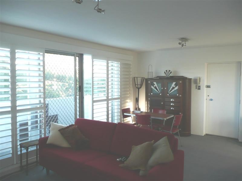 5/343  Old South Head Road (Cnr Warners Ave), North Bondi NSW 2026