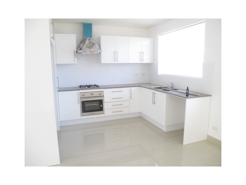 28 Edgehill Road, Carlton NSW 2218