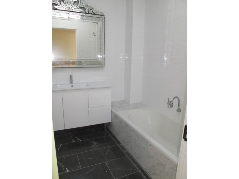 24 Glasgow Avenue, Bondi Beach NSW 2026