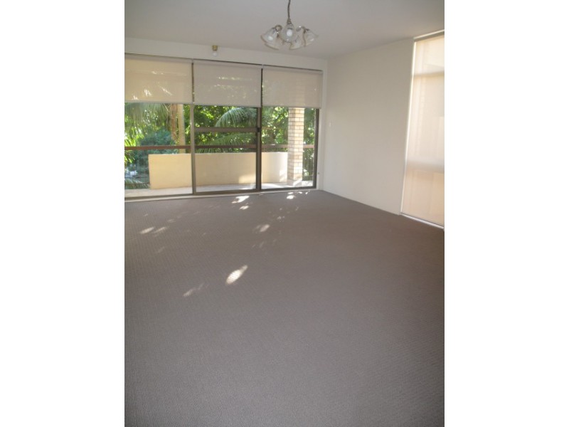 17/6-8 Penkivil Street, Bondi NSW 2026