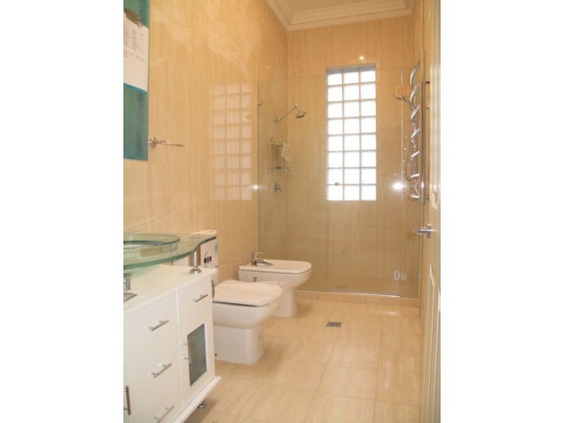 10 Sir Thomas Mitchell Road, Bondi Beach NSW 2026