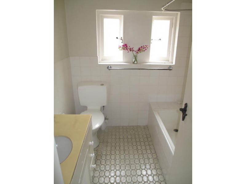 4/2 Powell Rd, Rose Bay NSW 2029