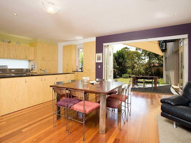 1 Rutland Avenue, Castlecrag NSW 2068