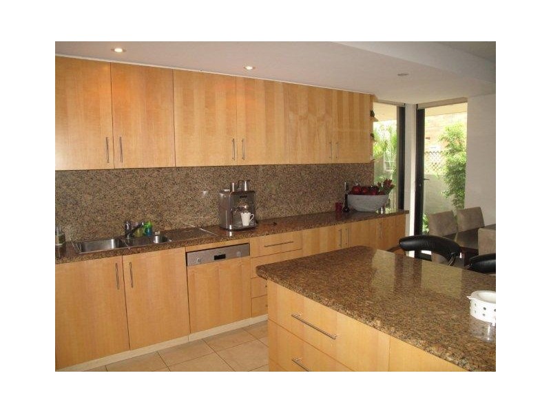 2/31 Manning Road, Double Bay NSW 2028