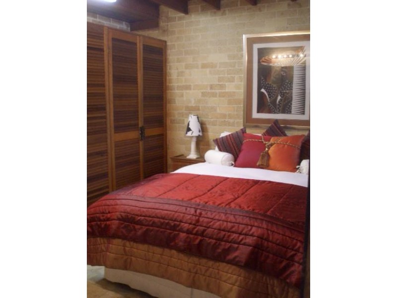 2C Hampden Street, Woollahra NSW 2025