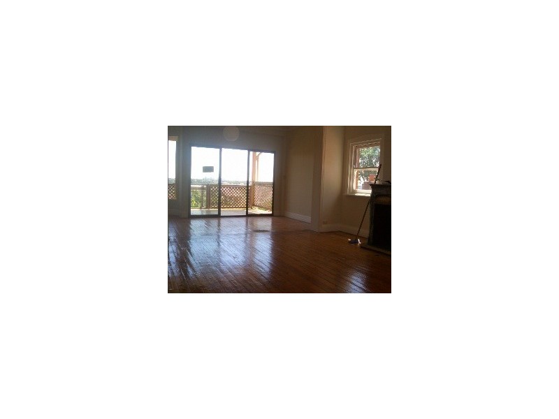 Level one 2/128 Spit Road, Mosman NSW 2088