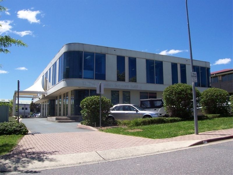 13 Napier Close, Deakin ACT 2600