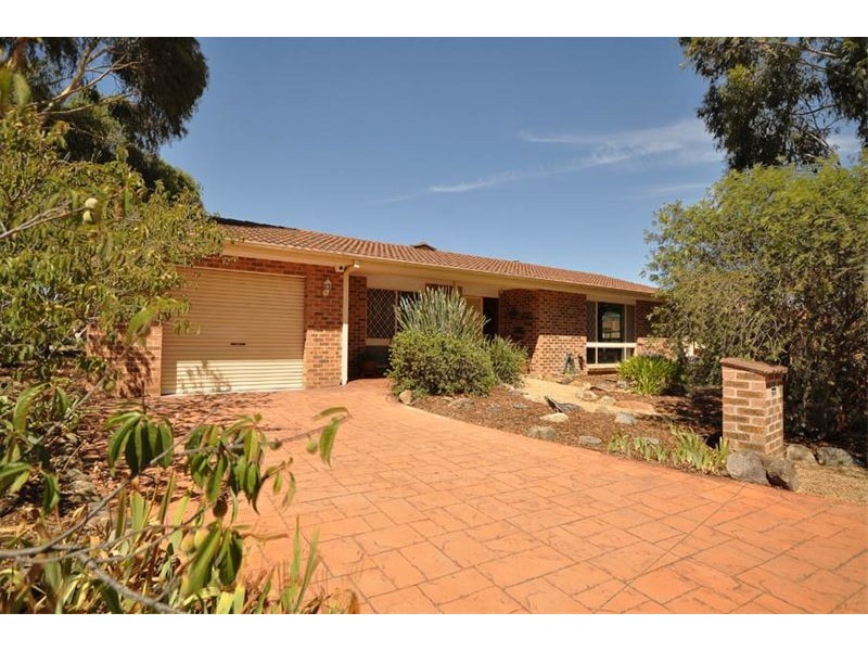 11 Kneebone Street, Bonython ACT 2905