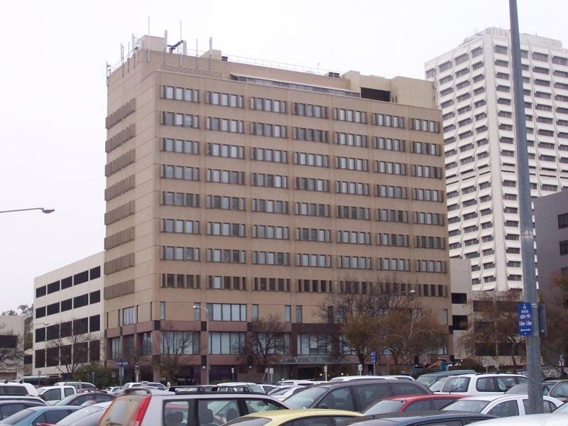 1 Bowes Place, Woden ACT 2606