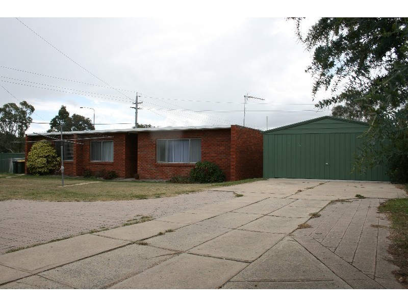 25  McCubbin Street, Weston ACT 2611