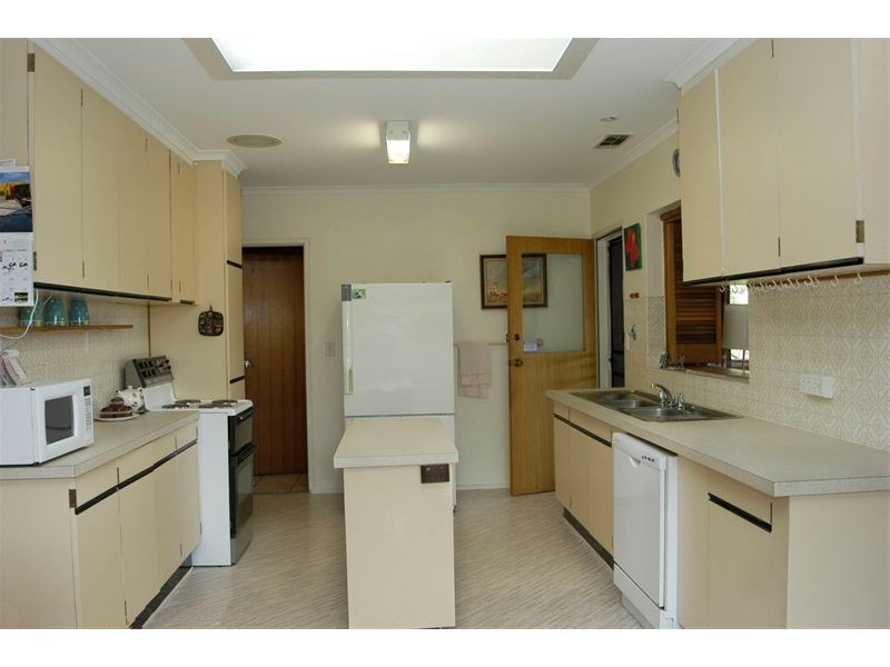 4 Valder Place, Farrer ACT 2607