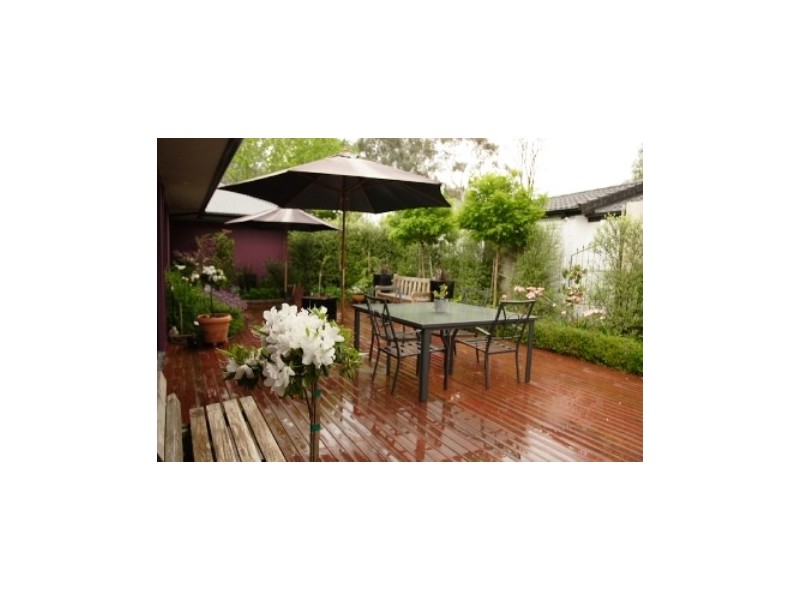 132 Hopetoun Circuit, Yarralumla ACT 2600