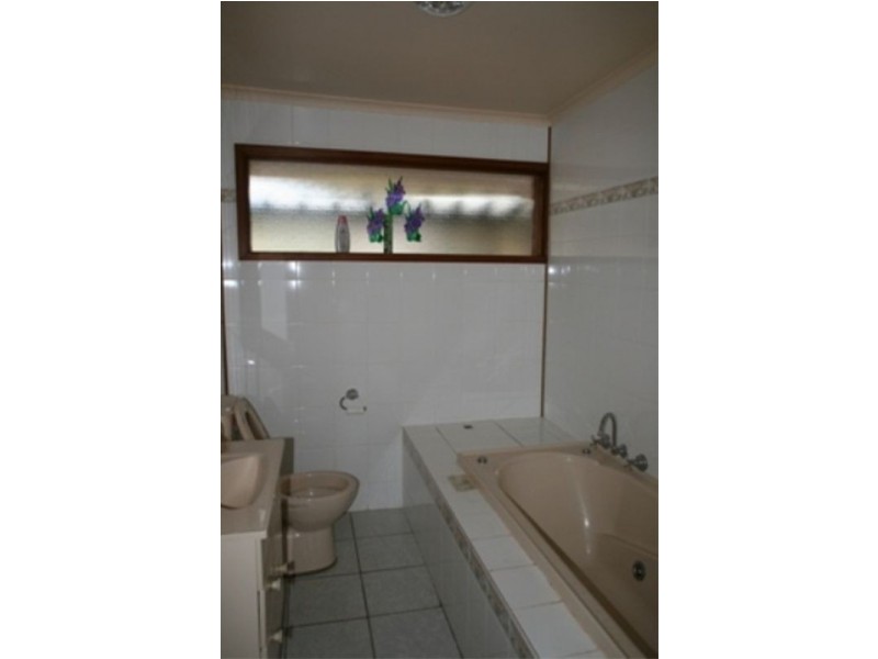 140  Burinjuck Crescent, Duffy ACT 2611
