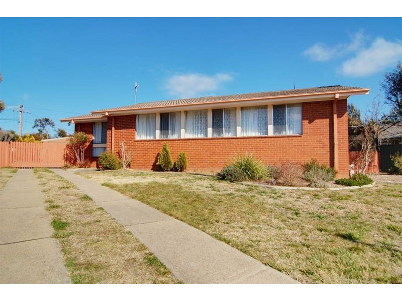 4  Blackwood Terrace, Holder ACT 2611