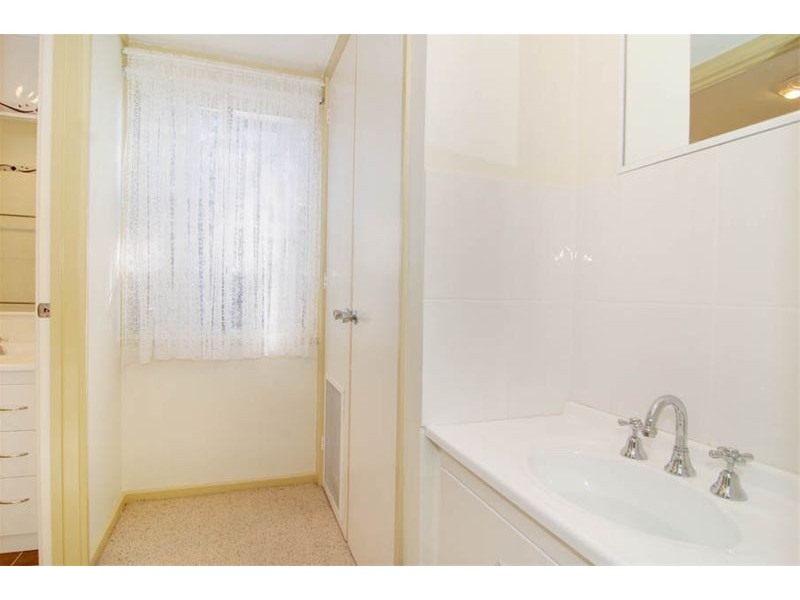 4  Blackwood Terrace, Holder ACT 2611