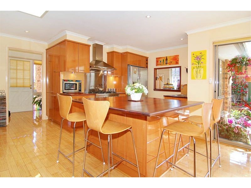 11  John Russell Circuit, Conder ACT 2906