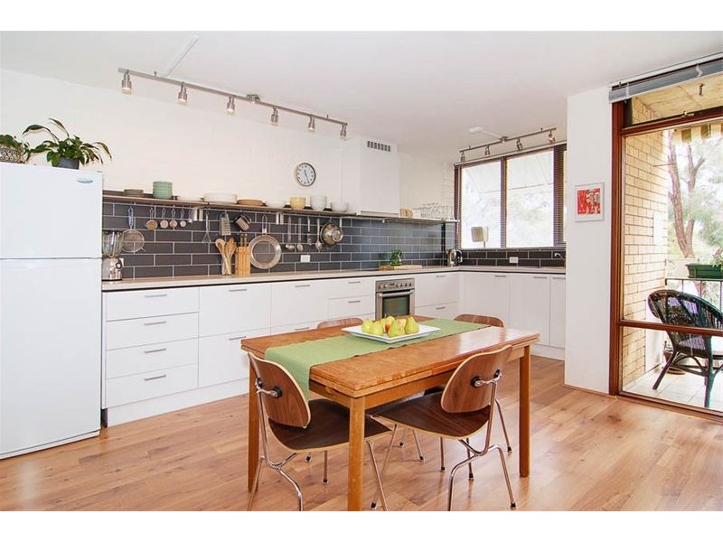 9/6  Edmondson Street, Campbell ACT 2612