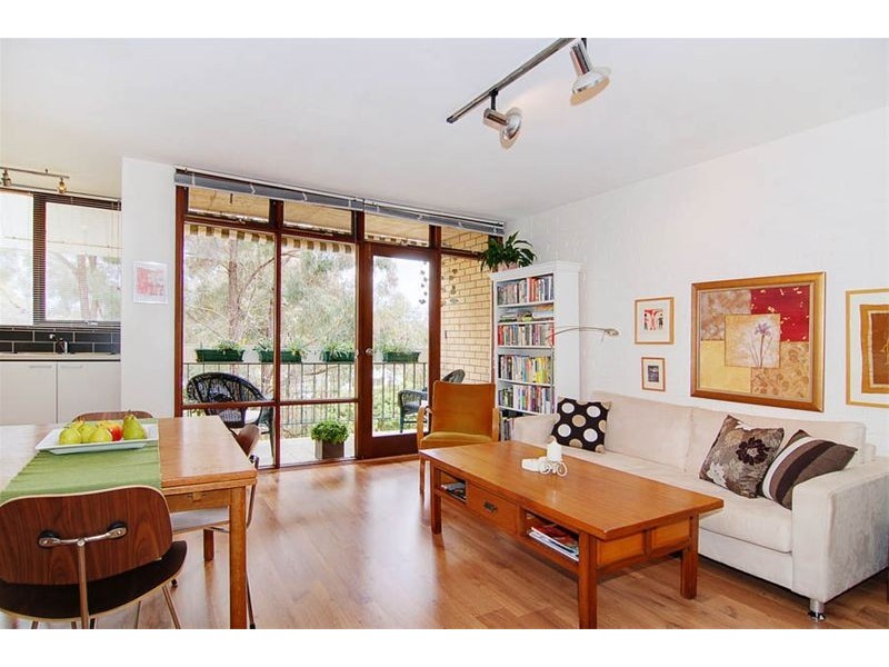 9/6  Edmondson Street, Campbell ACT 2612