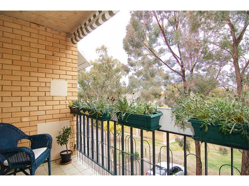 9/6  Edmondson Street, Campbell ACT 2612