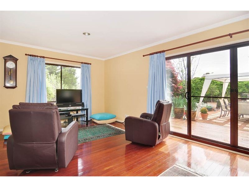 42  Henry Melville Crescent, Gilmore ACT 2905