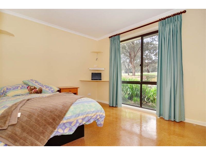 42  Henry Melville Crescent, Gilmore ACT 2905