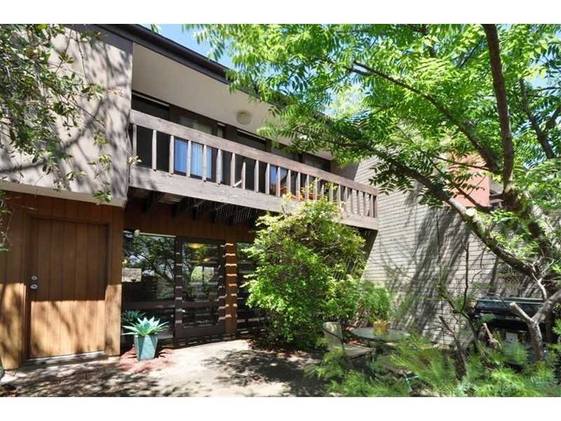 26 English Court, Swinger Hill ACT 2606