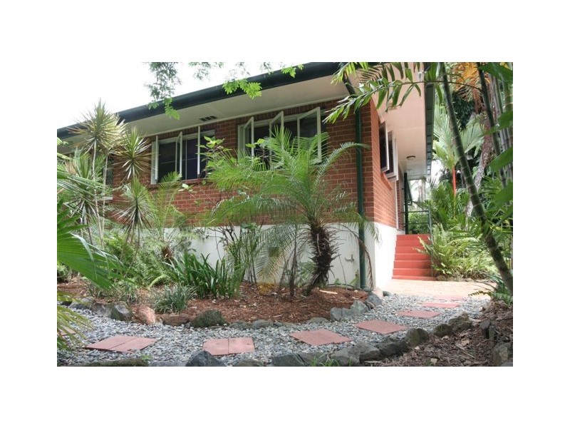 24 Hodel Street, Whitfield QLD 4870