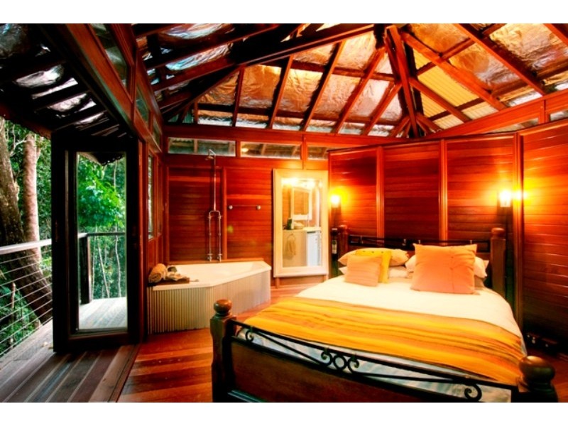 176 Sydney Street, Bayview Heights QLD 4868