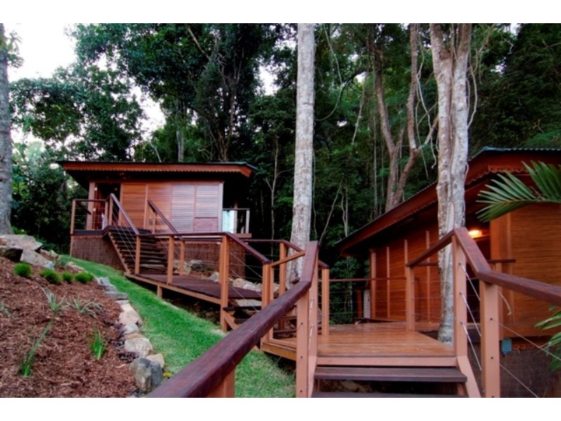 176 Sydney Street, Bayview Heights QLD 4868