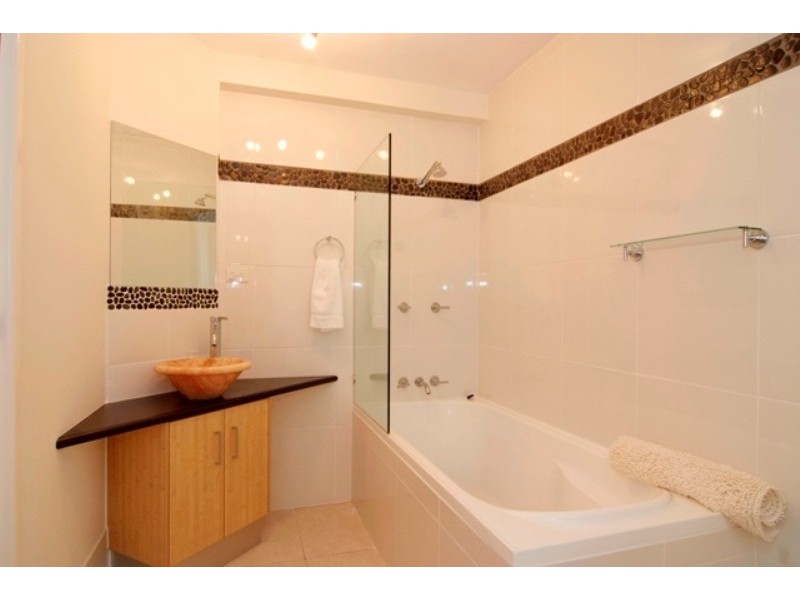 176 Sydney Street, Bayview Heights QLD 4868