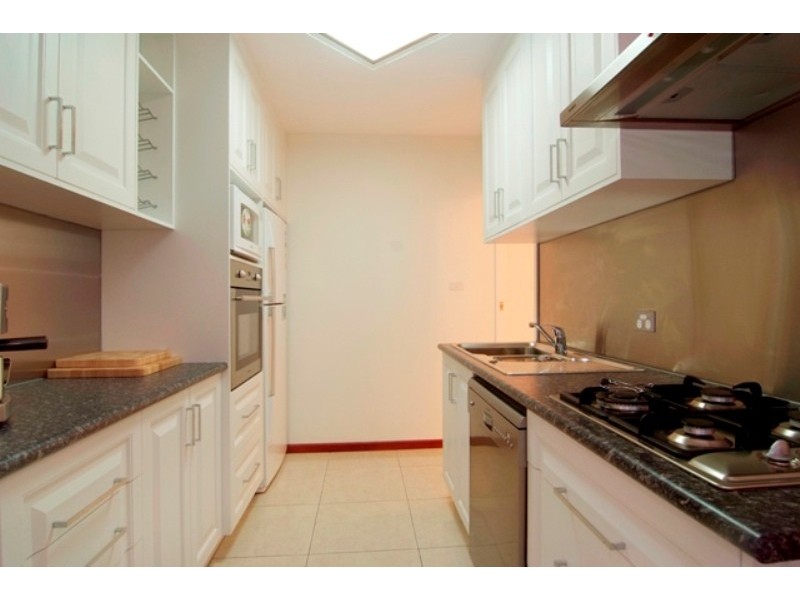 176 Sydney Street, Bayview Heights QLD 4868