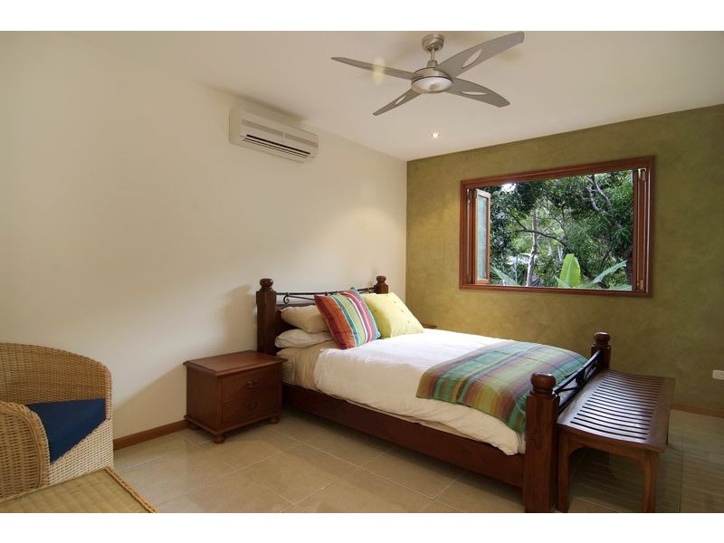 176 Sydney Street, Bayview Heights QLD 4868