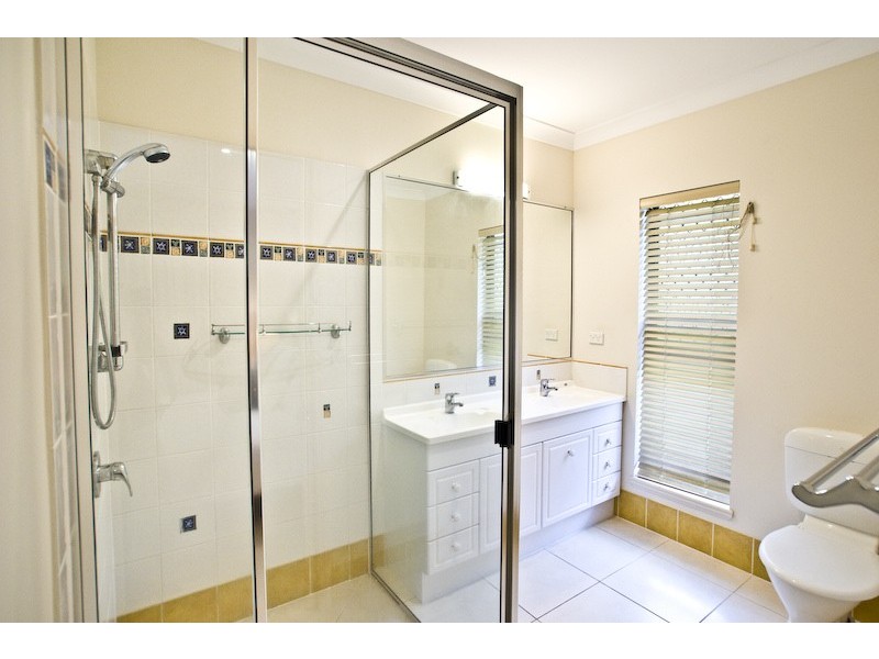2 St Albans Close, Brinsmead QLD 4870