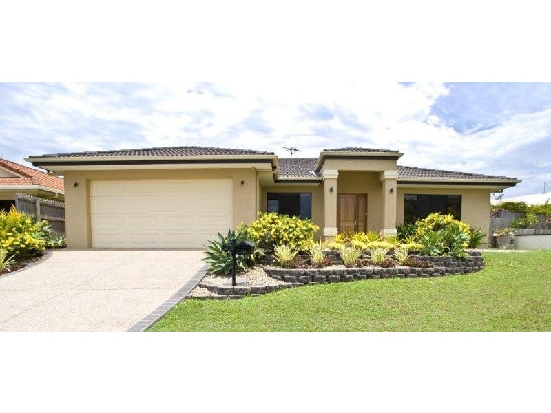 2 St Albans Close, Brinsmead QLD 4870