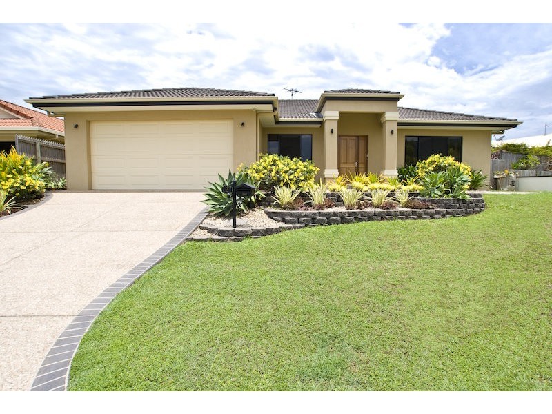 2 St Albans Close, Brinsmead QLD 4870